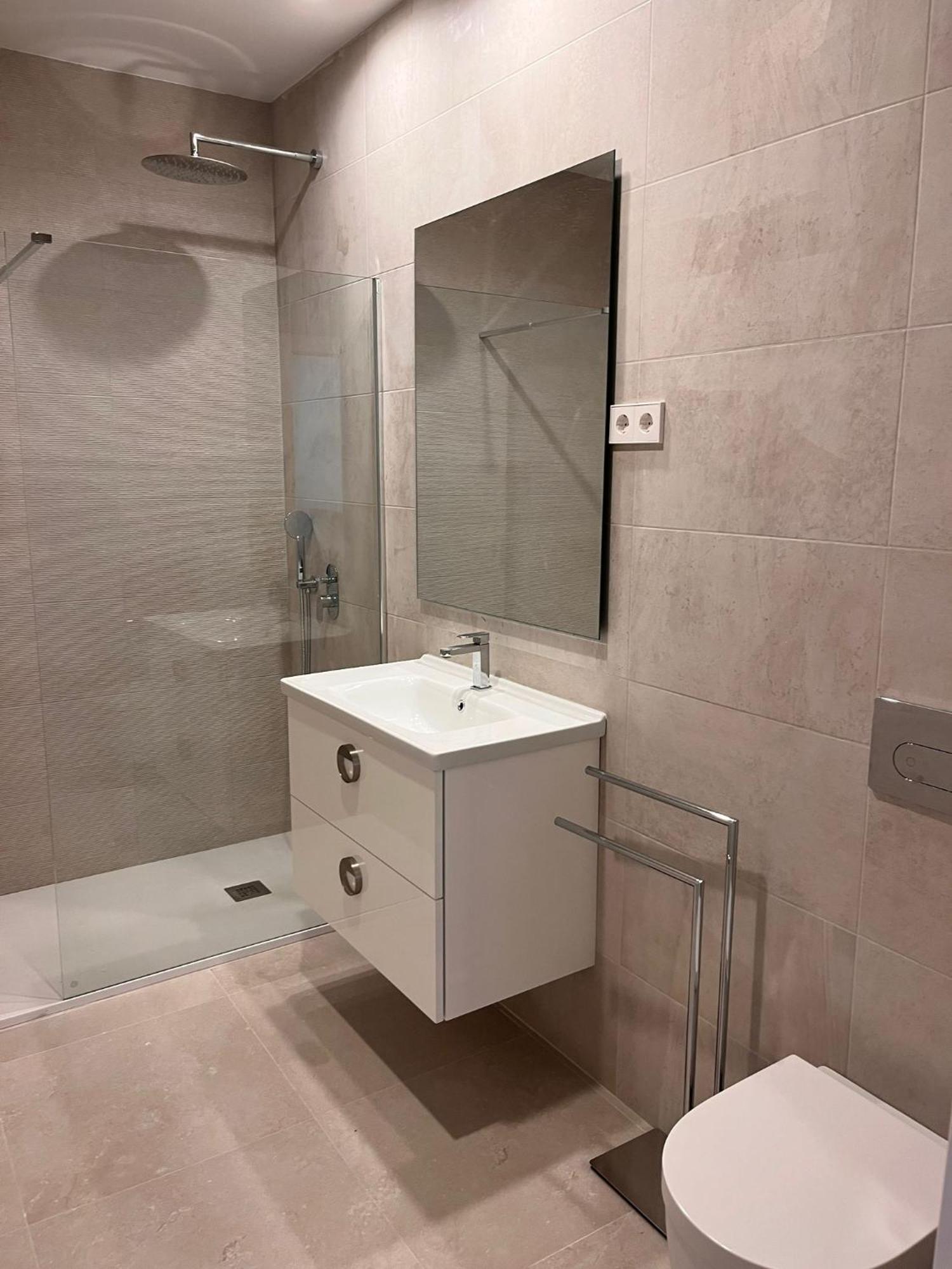 Exclusivos En El Norte De Apartament *